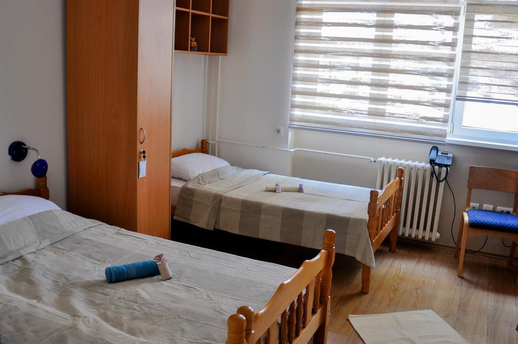 Rooms Karadjordje Belgrade Exterior photo